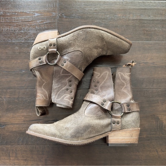 Bed Stu Canada Leather Ankle Booties Size 9 Women - Picture 3 of 13